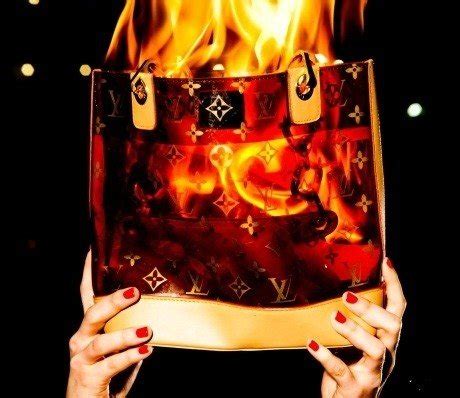 louis vuitton burn their bags